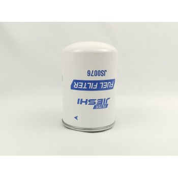Топливный фильтр JS0076 FF5470 P550004 D5010477855 5001853860 UC-4917